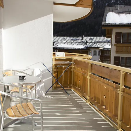 Dominic A2 סאס פה